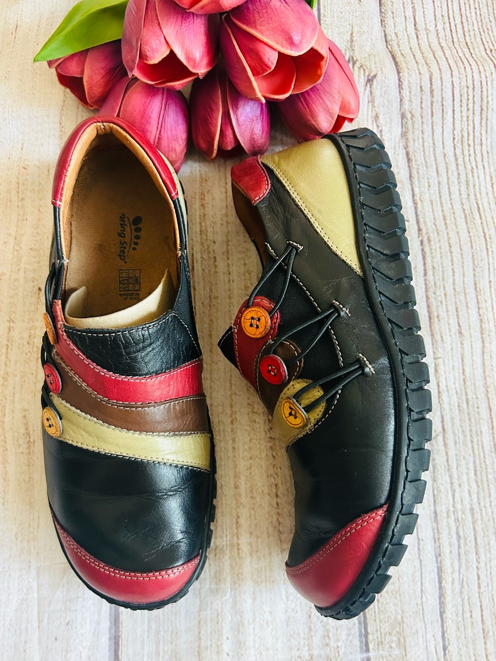 Spring Step Women’s Neeta Multicolored Patchwork Leather Slip-On Shoes Size 7